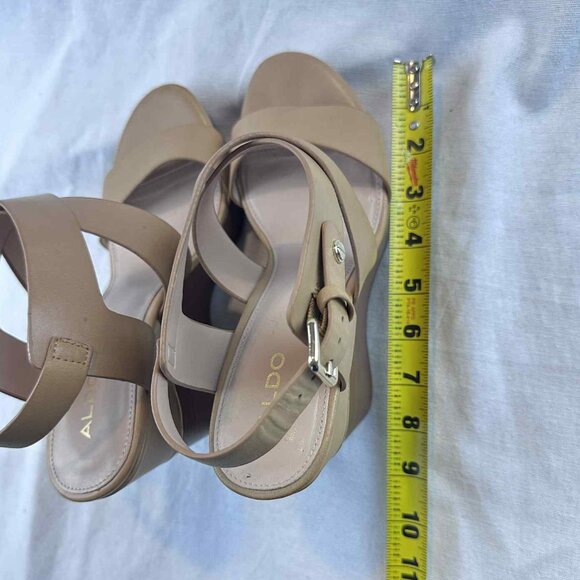 ALDO Nude Camel Wedge Platform Sandals | Crisscross Strap | Approx Fits 8โ9 - Picture 4 of 6